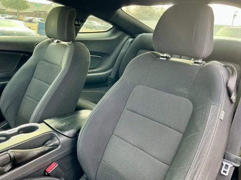 Used 2015 Ford Mustang Coupe w/ Equipment Group 051A image 35