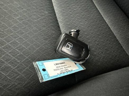 Used 2020 Honda Ridgeline Sport image 32