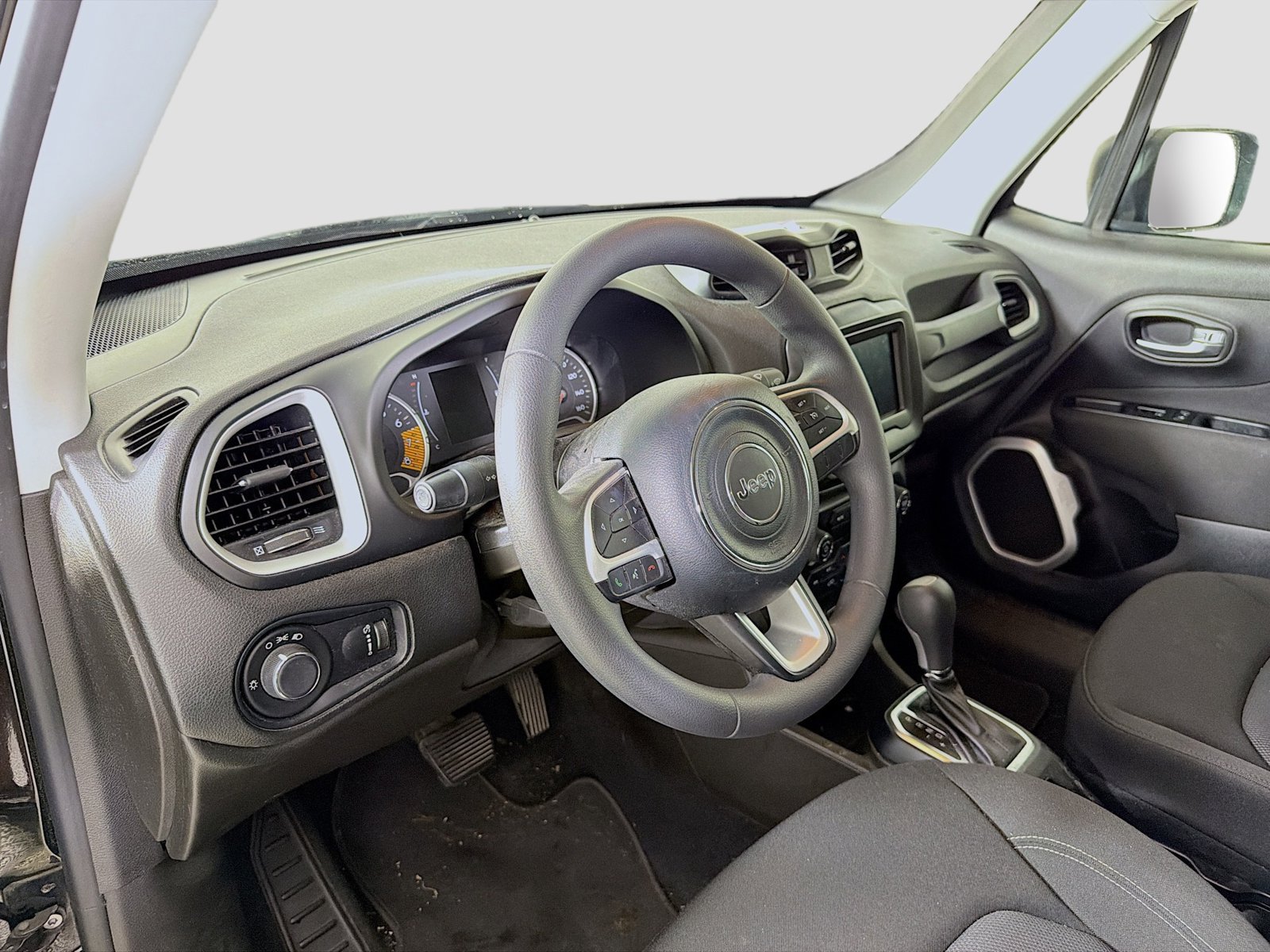 Used 2020 Jeep Renegade Sport FWD image 11