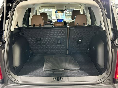 Used 2021 Ford Bronco Sport Outer Banks w/ Outer Banks Package (96D) image 35