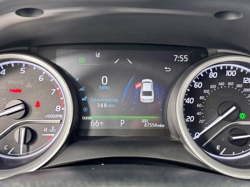Used 2023 Toyota Camry LE AWD/4WD image 18