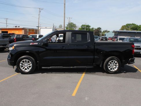 Used 2022 Chevrolet Silverado 1500 RST w/ Z71 Off-Road Package AWD/4WD image 5