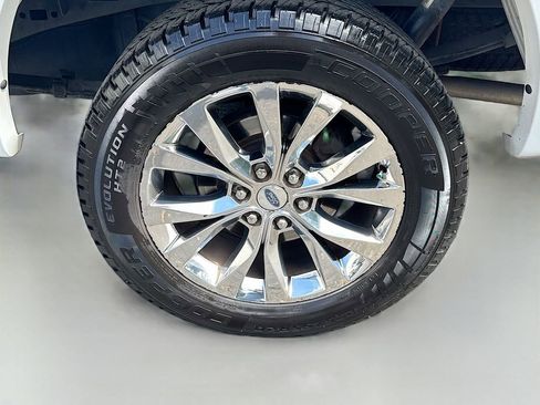 Used 2018 Ford F150 Lariat image 24