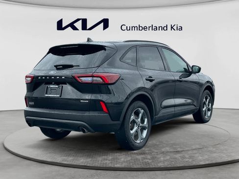 Used 2025 Ford Escape ST-Line AWD/4WD image 5