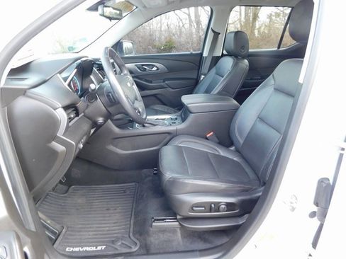 Used 2021 Chevrolet Traverse Premier w/ Redline Edition image 13