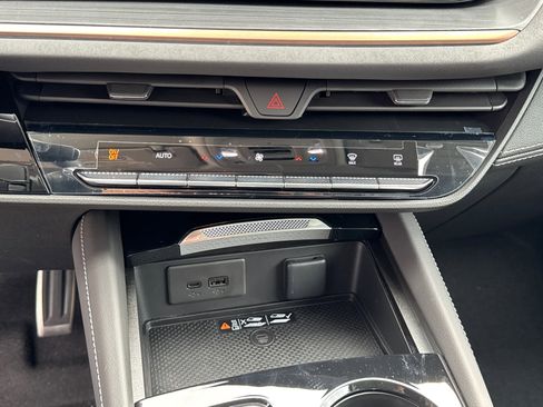 New 2026 Buick Envision Sport Touring image 32