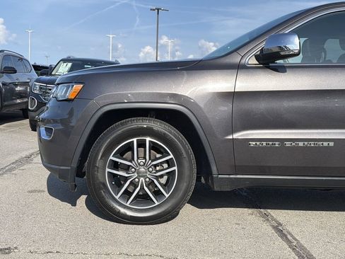 Used 2019 Jeep Grand Cherokee Limited RWD image 9