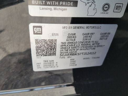 Used 2026 Buick Enclave Sport Touring w/ Power Package FWD image 33