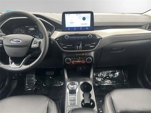 Used 2022 Ford Escape SEL image 11