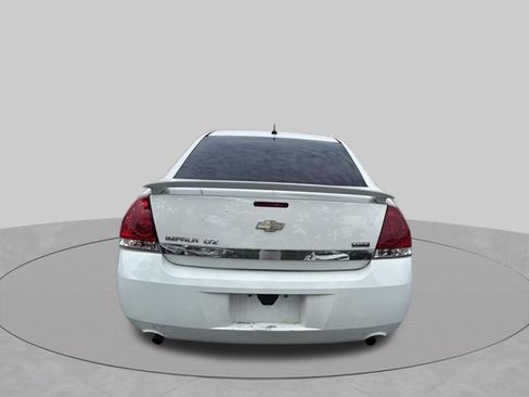 Used 2011 Chevrolet Impala LTZ FWD image 6