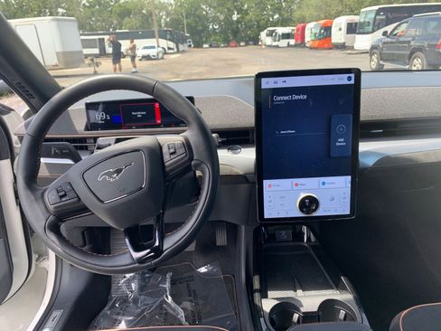 Used 2023 Ford Mustang Mach-E GT image 30