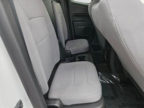 Used 2018 Chevrolet Colorado W/T w/ WT Convenience Package RWD image 20