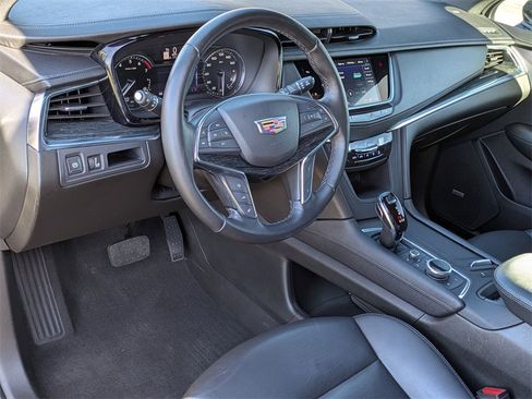 Used 2023 Cadillac XT5 Premium Luxury image 15