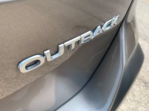 Used 2023 Subaru Outback Limited AWD/4WD image 17