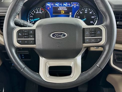 Used 2024 Ford Expedition Limited AWD/4WD image 15