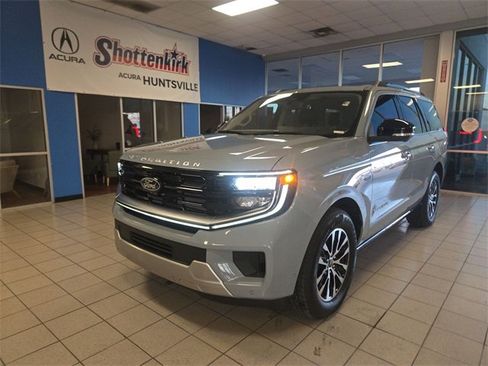 Used 2025 Ford Expedition Platinum image 1