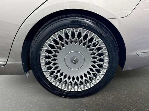 Used 2020 Genesis G90 3.3T Premium image 34