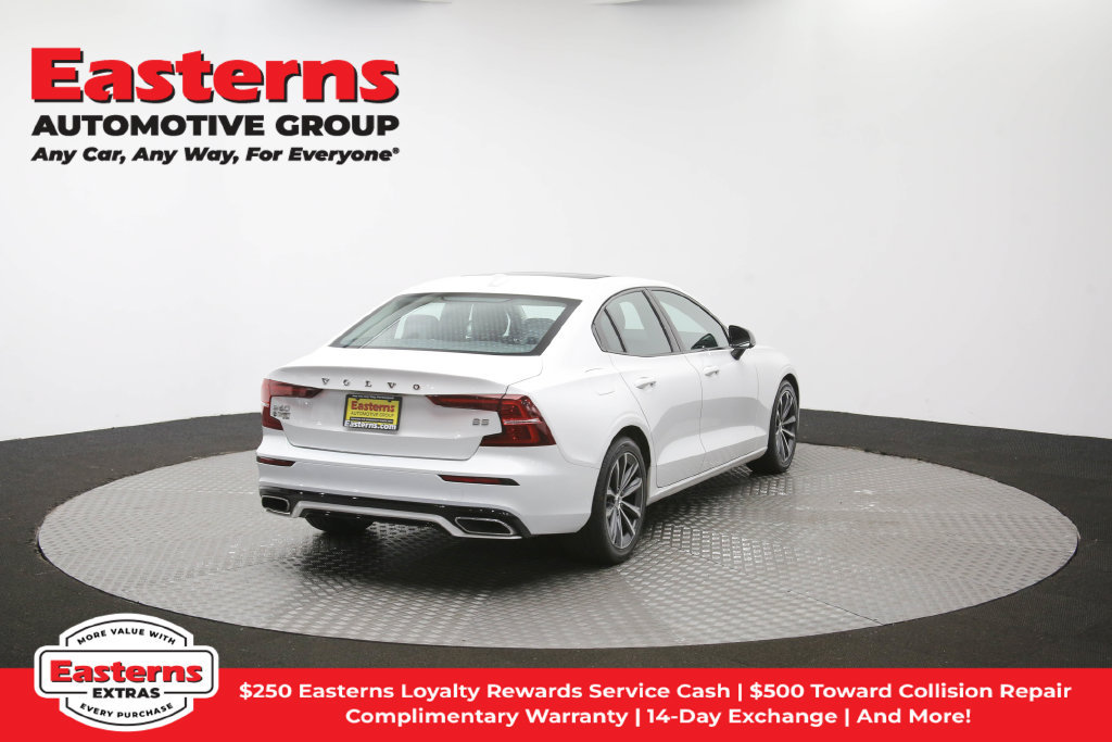 Used 2022 Volvo S60 B5 Inscription FWD image 41