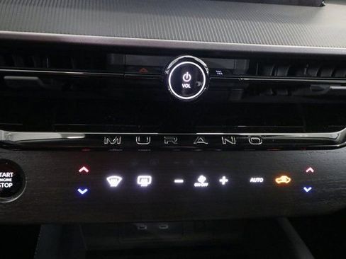 New 2025 Nissan Murano SV image 9