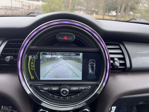 Used 2015 MINI Cooper 2-Door Hardtop image 16