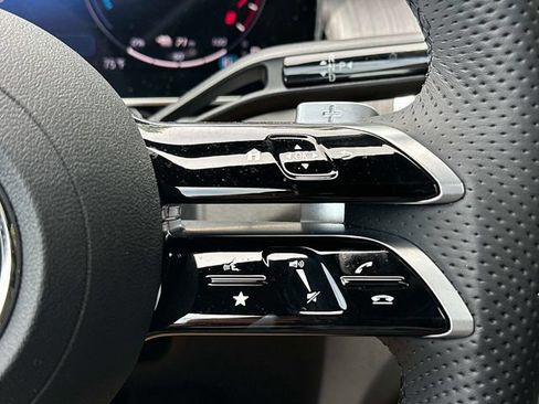 Certified 2025 Mercedes-Benz GLC 350e 4MATIC image 23