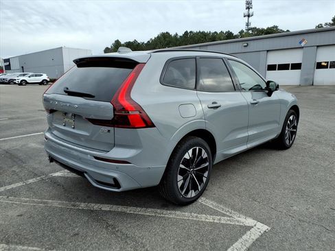 New 2026 Volvo XC60 B5 Plus w/ Protection Package Premier image 3