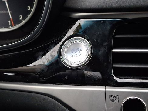 Certified 2026 Genesis G70 2.5T image 23