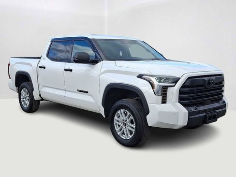 Used 2022 Toyota Tundra SR5 image 5