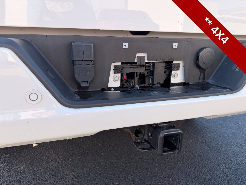 Used 2023 Chevrolet Silverado 1500 RST w/ Convenience Package II AWD/4WD image 7