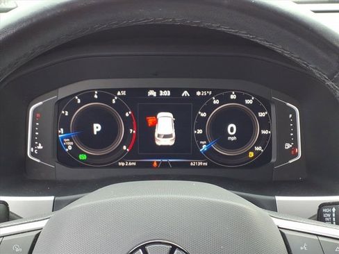 Used 2022 Volkswagen Atlas Cross Sport SEL Premium R-Line image 21