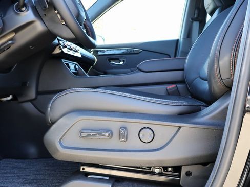 Certified 2026 Honda Passport TrailSport Elite image 32