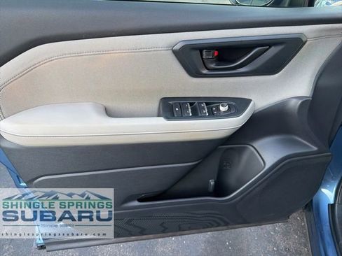 Certified 2025 Subaru Forester Premium image 35