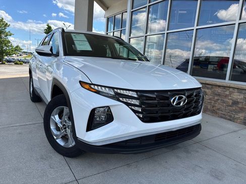 Used 2023 Hyundai Tucson SEL AWD/4WD image 2