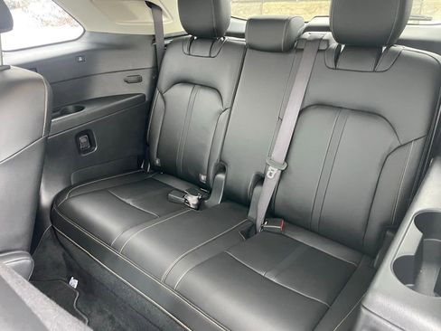 Certified 2024 MAZDA CX-90 Plug-In Hybrid w/ Premium Pkg image 9