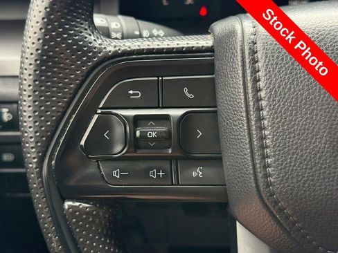Used 2025 Toyota Tacoma SR AWD/4WD image 20