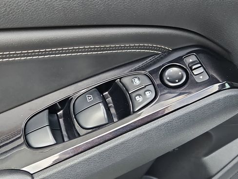 Used 2021 Nissan Altima 2.5 SV FWD image 17