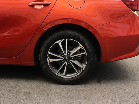 Used 2024 Kia Forte LXS FWD image 10