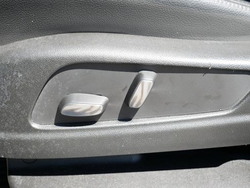 Certified 2024 Cadillac XT6 Luxury w/ LPO, Floor Liner Package image 7