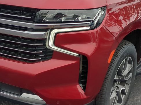 Used 2021 Chevrolet Tahoe LT w/ LT Signature Package AWD/4WD image 6
