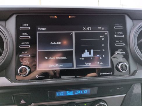 Used 2022 Toyota Tacoma SR AWD/4WD image 19