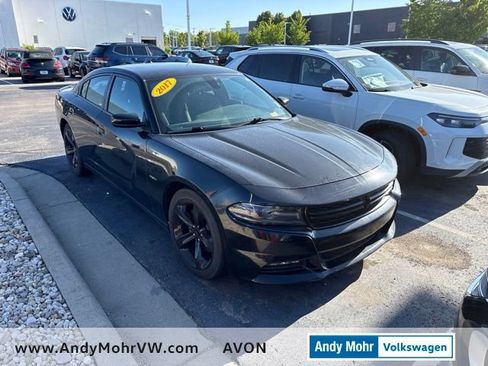 Used 2017 Dodge Charger R/T RWD image 4