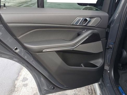 New 2026 BMW X5 M60i image 14