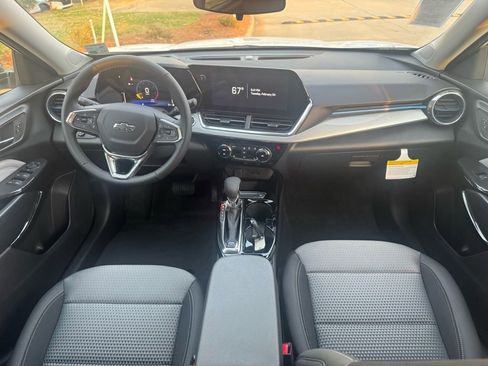 New 2026 Chevrolet Trax LT w/ Midnight Edition image 22