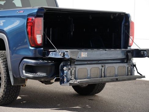 Used 2022 GMC Sierra 1500 Elevation w/ X31 Off-Road Package image 10