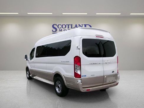 Used 2021 Ford Transit 150 Low Roof RWD image 7
