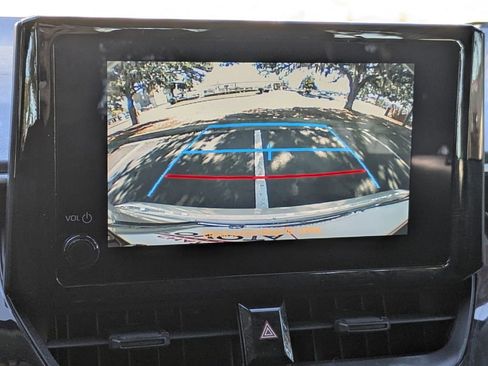 Certified 2023 Toyota Corolla LE image 18