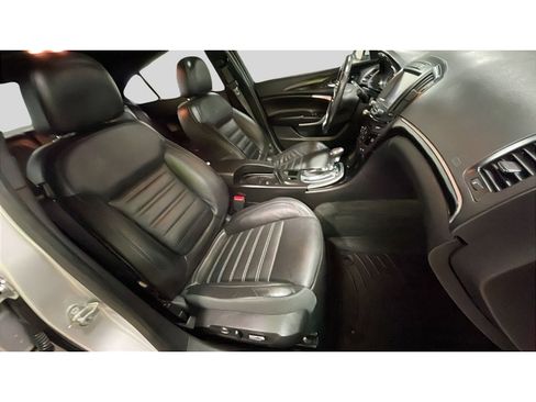 Used 2015 Buick Regal GS image 17