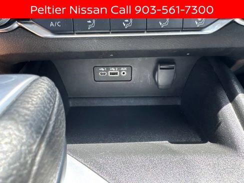 Certified 2025 Nissan Altima 2.5 SV FWD image 16