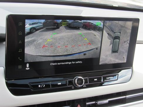 New 2025 Mitsubishi Outlander SE image 18