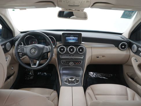 Used 2017 Mercedes-Benz C 300 4MATIC Sedan image 14